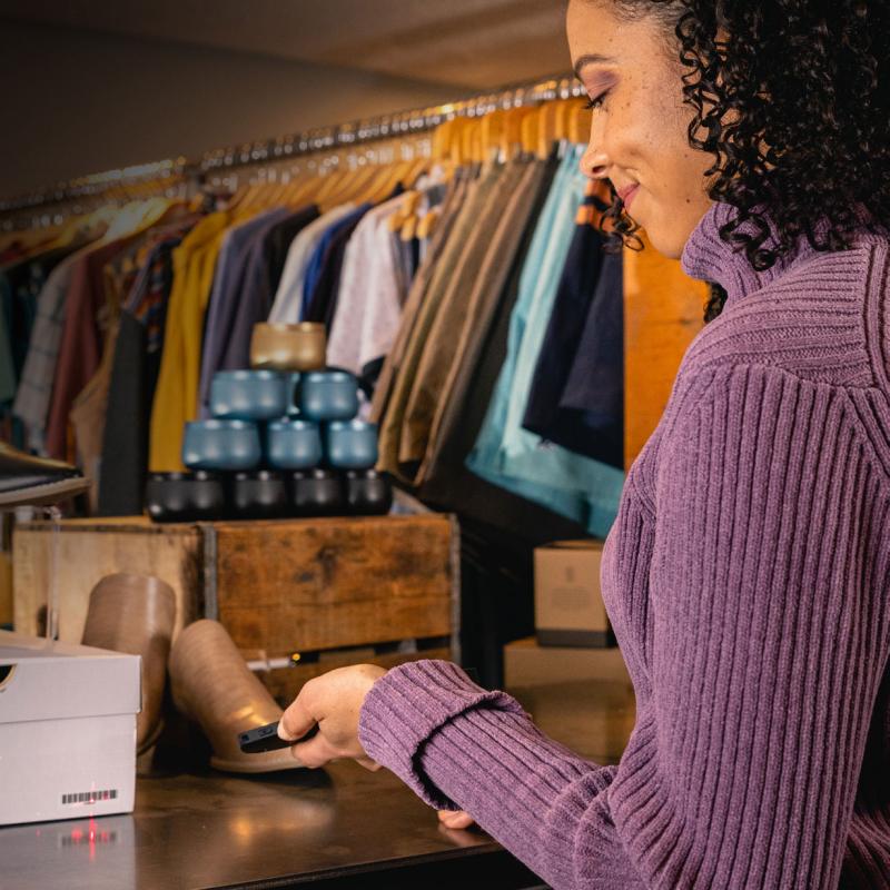 Honeywell CT37, 2D, SR, 5G, Projected Capacitive, hot-swap, PTT, USB-C, BT (BLE), 5G, NFC, ext. Akku